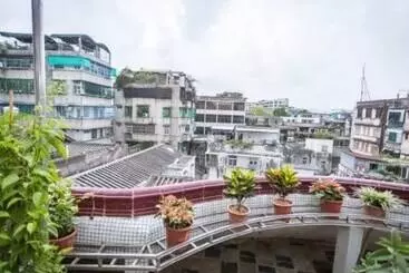 Pensjonat Chaozhou Two Wood Hostel