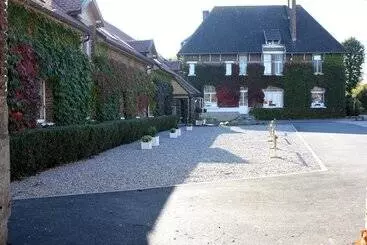 Hotelli Hôtel Le Manoir De Gavrelle