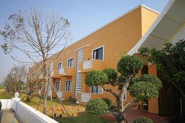 בית מלון כפרי Sabai Sabai Sukhothai Sha Plus