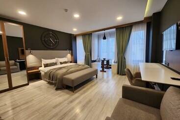 ホテル Taksim Landhouse