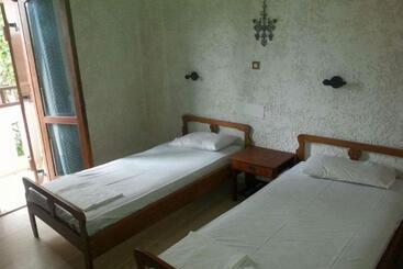 호텔 Irene Apartments