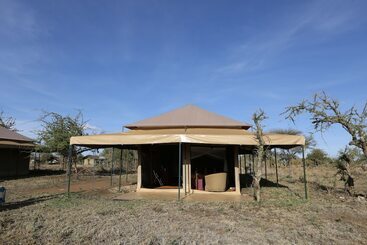Resort Serengeti Wild Camps