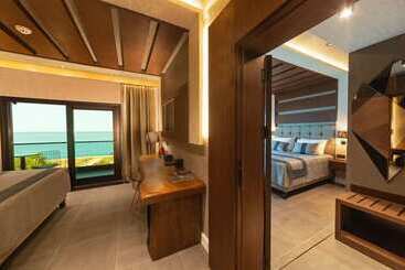 ホテル Mavi Marin Boutique