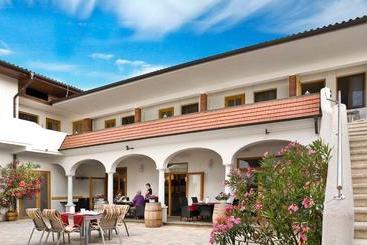 Pensionat Weingut Franz Schindler