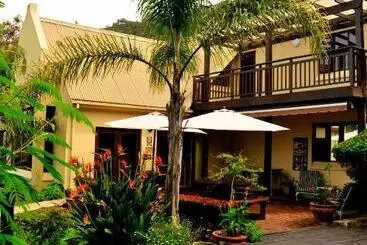 پانسیون Waterside Lodge