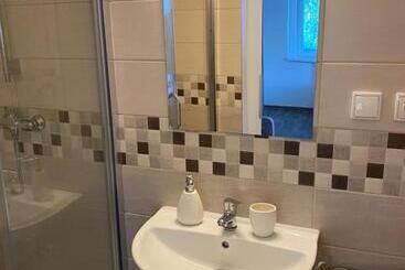 Pensjonat Hostinec U Pejska A Kocicky