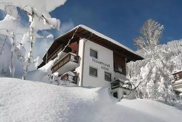 Pensão Tschatscha Nova