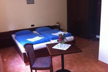 پانسیون Gasthof Fuchsbergklause