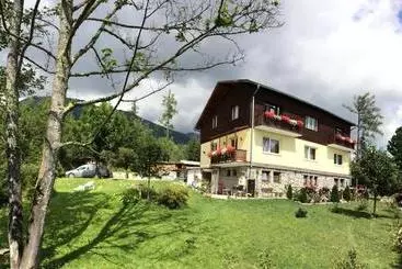 ペンション Vila Limba