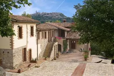 Hotel Agriturismo Casale Delle Lucrezie