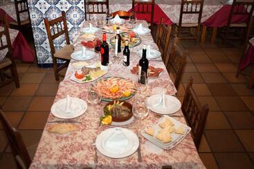 بنسيون Pensión Cristina