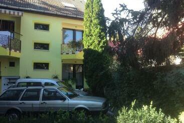 펜션 Agria Retur Vendégház