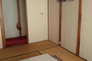 Pension (Hôtel basse catégorie) Miyasakaya