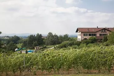ホテル Cascina Papa Mora