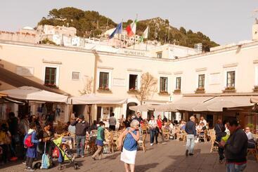 پانسیون Guest House La Piazzetta