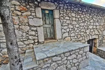 پانسیون La Pietra Family