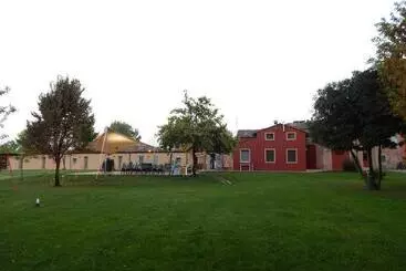 ホテル Agriturismo Battibue