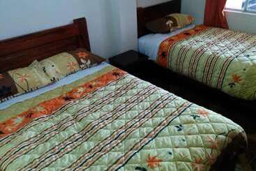 Hostal Otavalos Inn Hostel