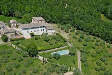 فندق Agriturismo Borgo Personatina