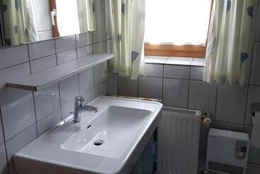 ペンション Haus Deutinger