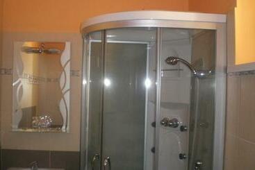 펜션 Penzión Aston