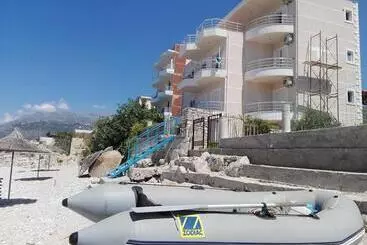 Majatalo Magic Ionian Apartments & Rooms