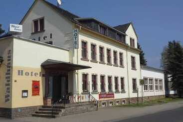 호스텔 Waldhaus Colditz Garni