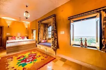 Pension Mud Mirror Guesthouse