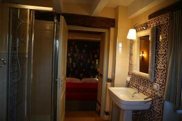 بنسيون Scardalano Resort