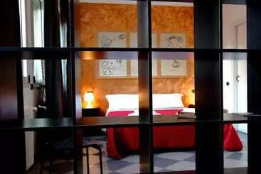 پانسیون Casa Aurora Self Catering Studio Como Vacanze