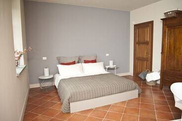 فندق Cascina San Giorgio