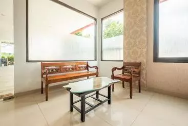 Hotel Oyo 808 Pondok 24