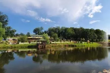 Majatalo Resavsko Etno Selo