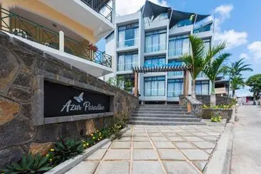 Azur Paradise Hotel & Rooftop Bar