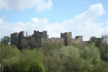 Alberg The Cliffe At Dinham