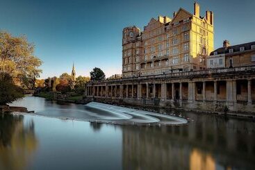 Hiding Space Trim Street Apartments