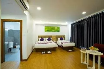 هتل Platinum Square