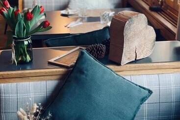 Bed and Breakfast Wildstrubel Lodge