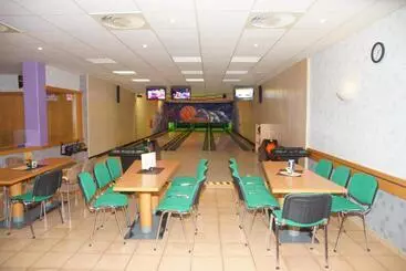 Warias Hotel & Restaurant