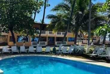 Hotel Y Restaurante Punta Corona