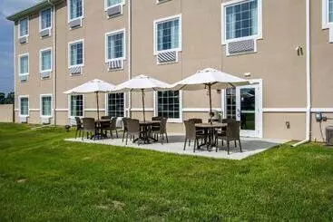 Cobblestone Hotel & Suites   Orrville