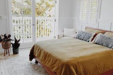 بنسيون Honomu Inn