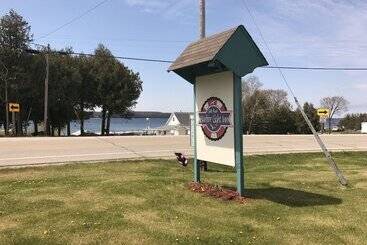 فندق صغير Harbor Light Inn