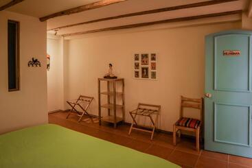 호텔 Inti Sisa Art Guesthouse