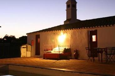 פנסיון Monte Do Vale