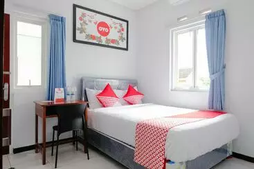 Hotel Reddoorz Syariah @ Puncak Buring