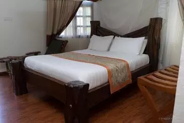 هتل Wagga Resort