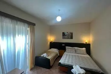 ペンション Anel Suites