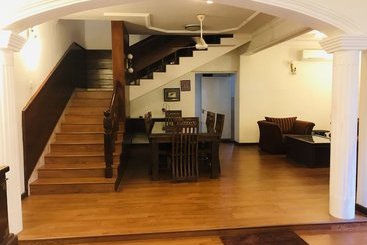 Bed and Breakfast The Colombo Seven