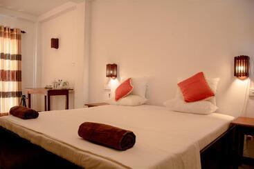 مبيت وإفطار Sailors' Bay